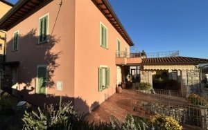 Detached House a Barga