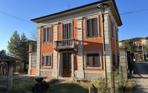 Villa or cottage a Barga